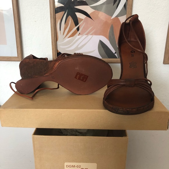 DGM Wedge Heels - Picture 1 of 2